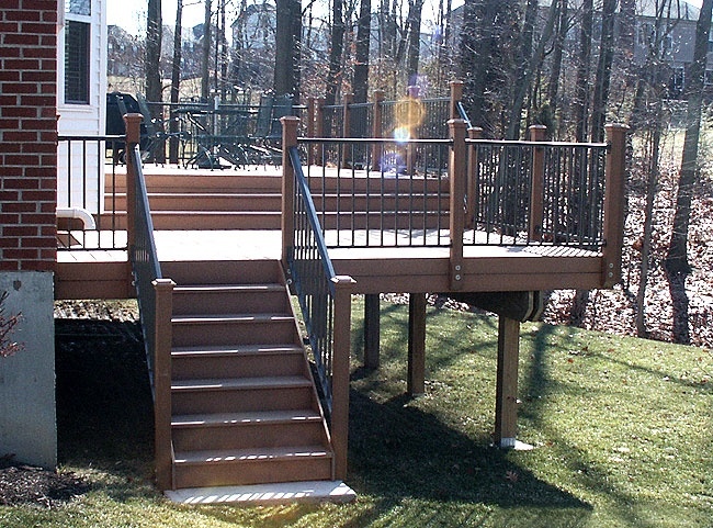 22composite_deck_black_rail_17