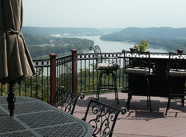 51trex_deck_river_iron_rail_7